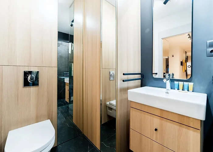 Апартаменти Wilda Deluxe By Bookinghost